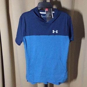 Under Armour Hooded T-Shirt Size Large